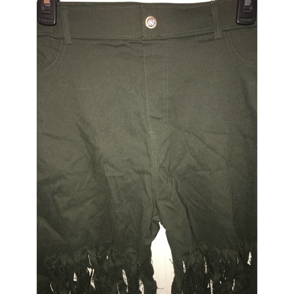 NWOT Thrillz Jeans Women's Plus Fringe Shorts - Picture 5 of 6